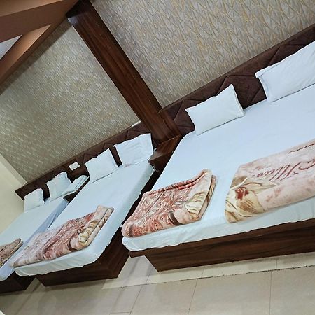 אויאיין Green Leaf Hotel מראה חיצוני תמונה