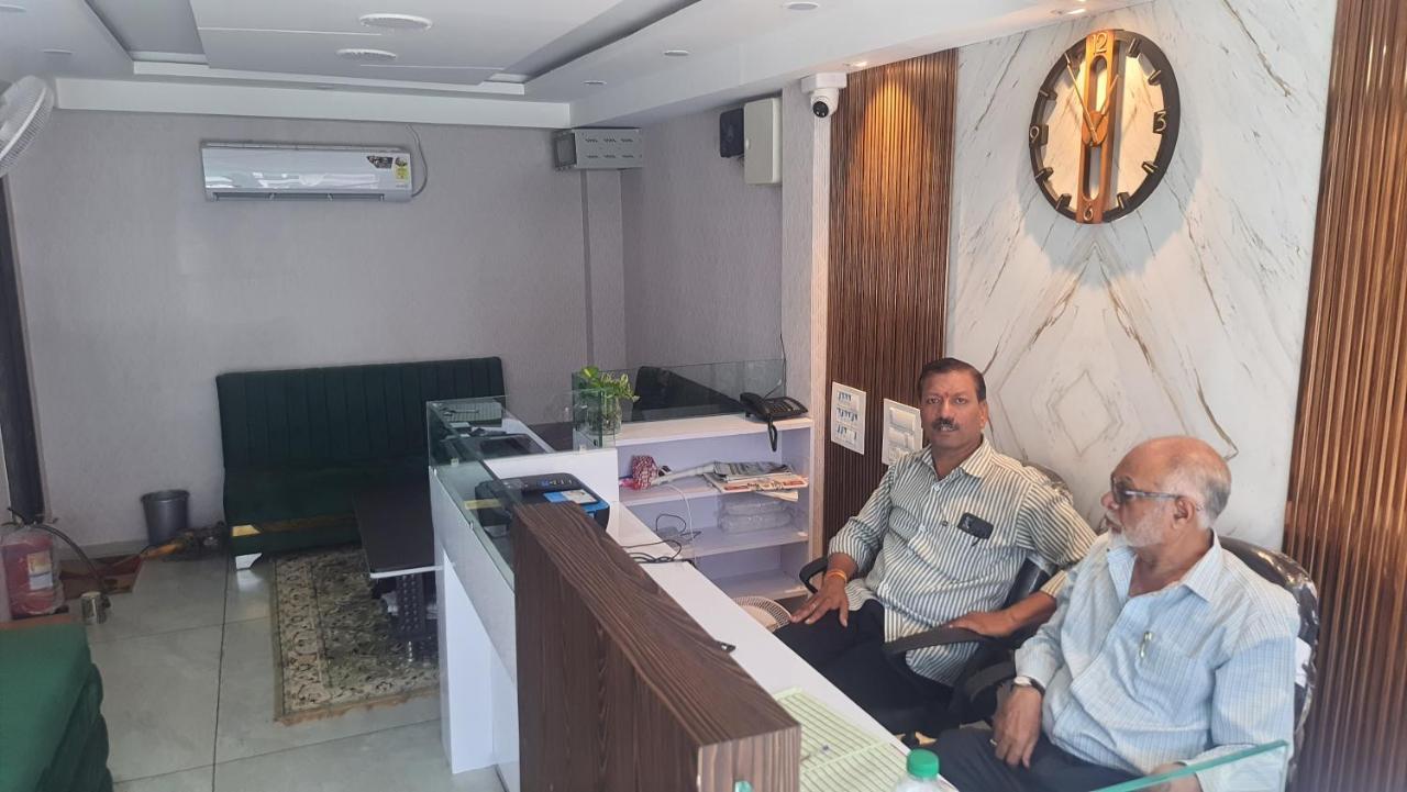 אויאיין Green Leaf Hotel מראה חיצוני תמונה