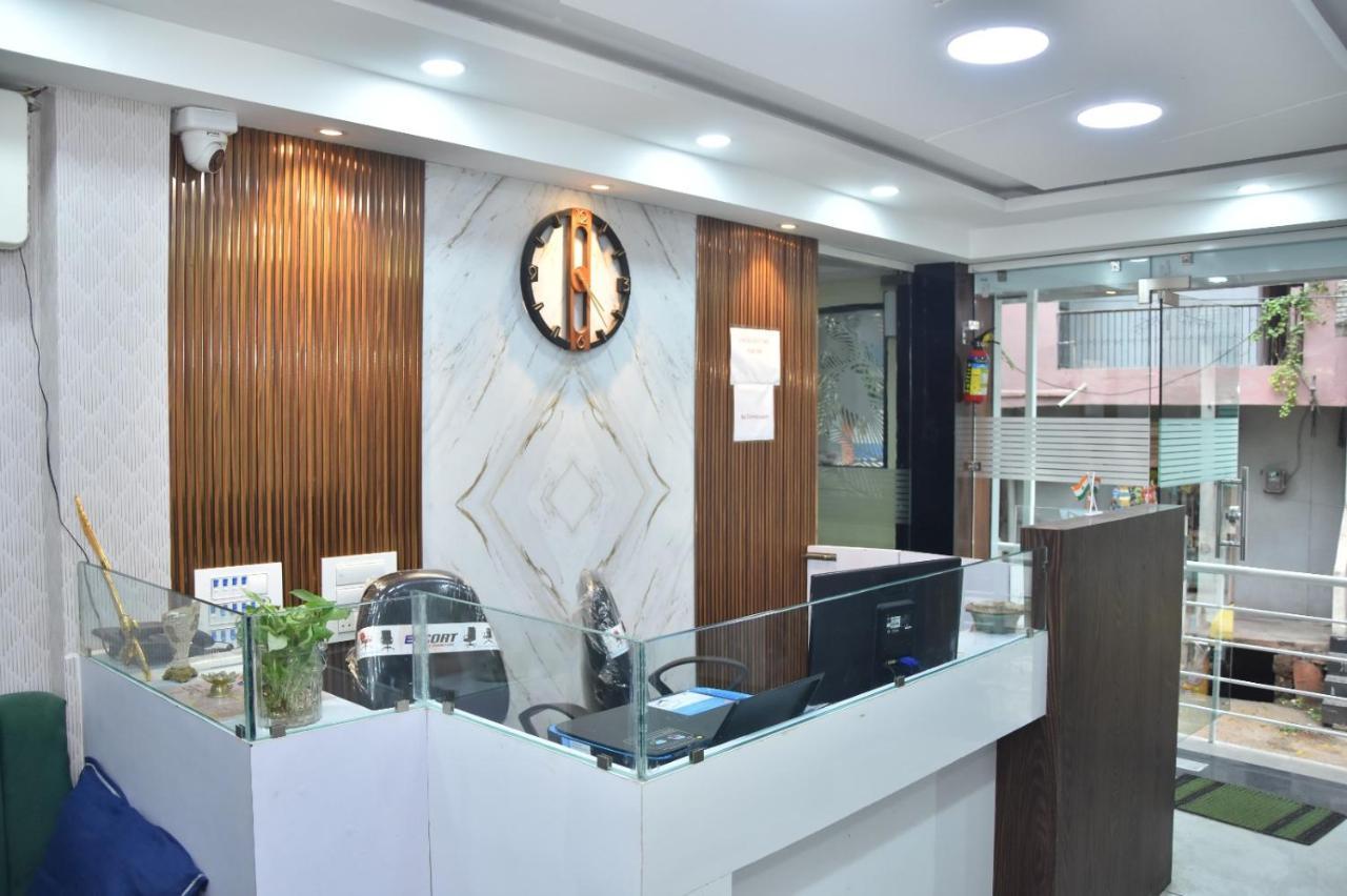 אויאיין Green Leaf Hotel מראה חיצוני תמונה