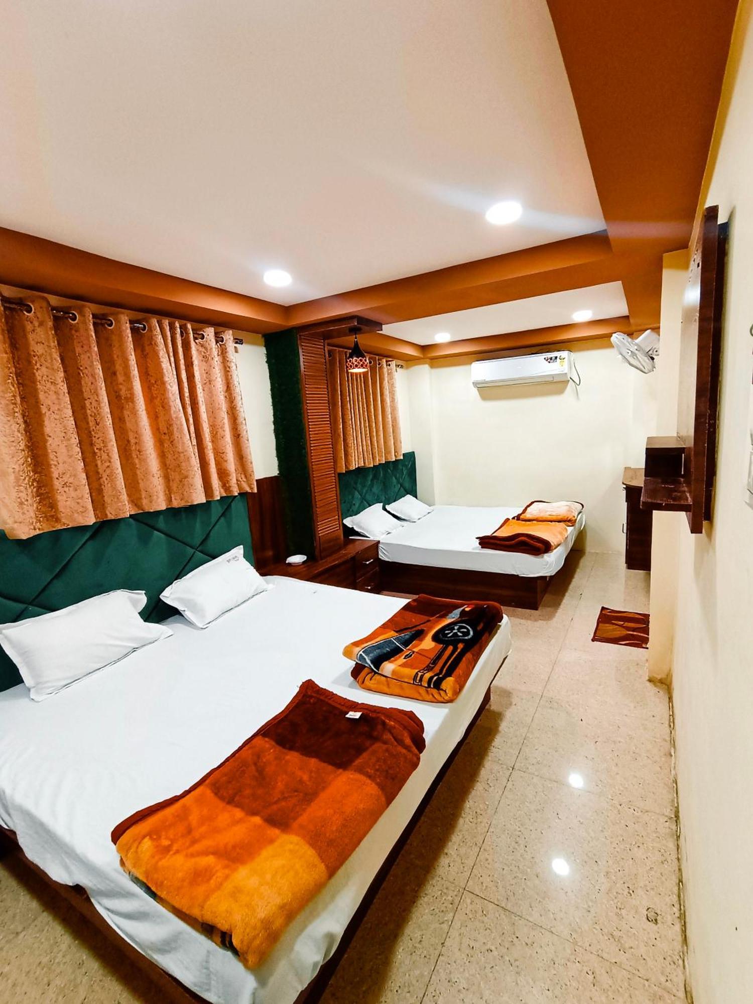 אויאיין Green Leaf Hotel מראה חיצוני תמונה