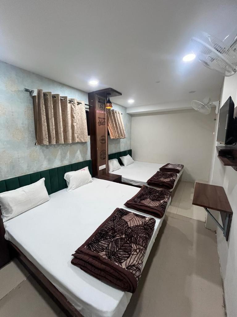 אויאיין Green Leaf Hotel מראה חיצוני תמונה