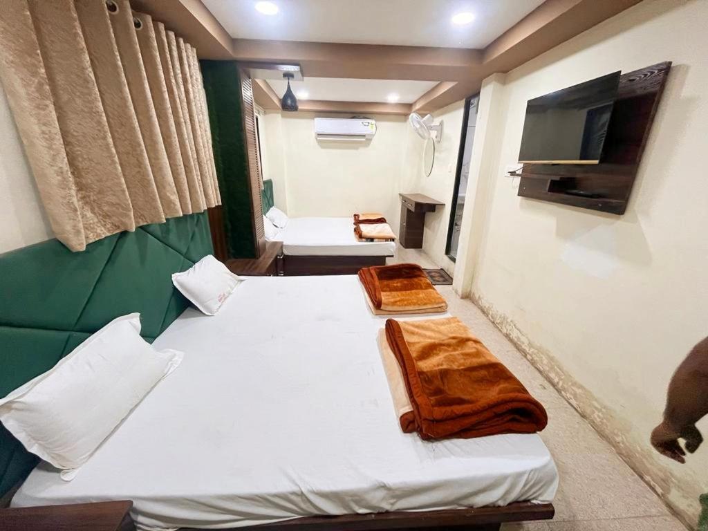 אויאיין Green Leaf Hotel מראה חיצוני תמונה