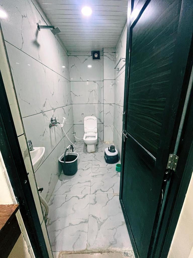 אויאיין Green Leaf Hotel מראה חיצוני תמונה