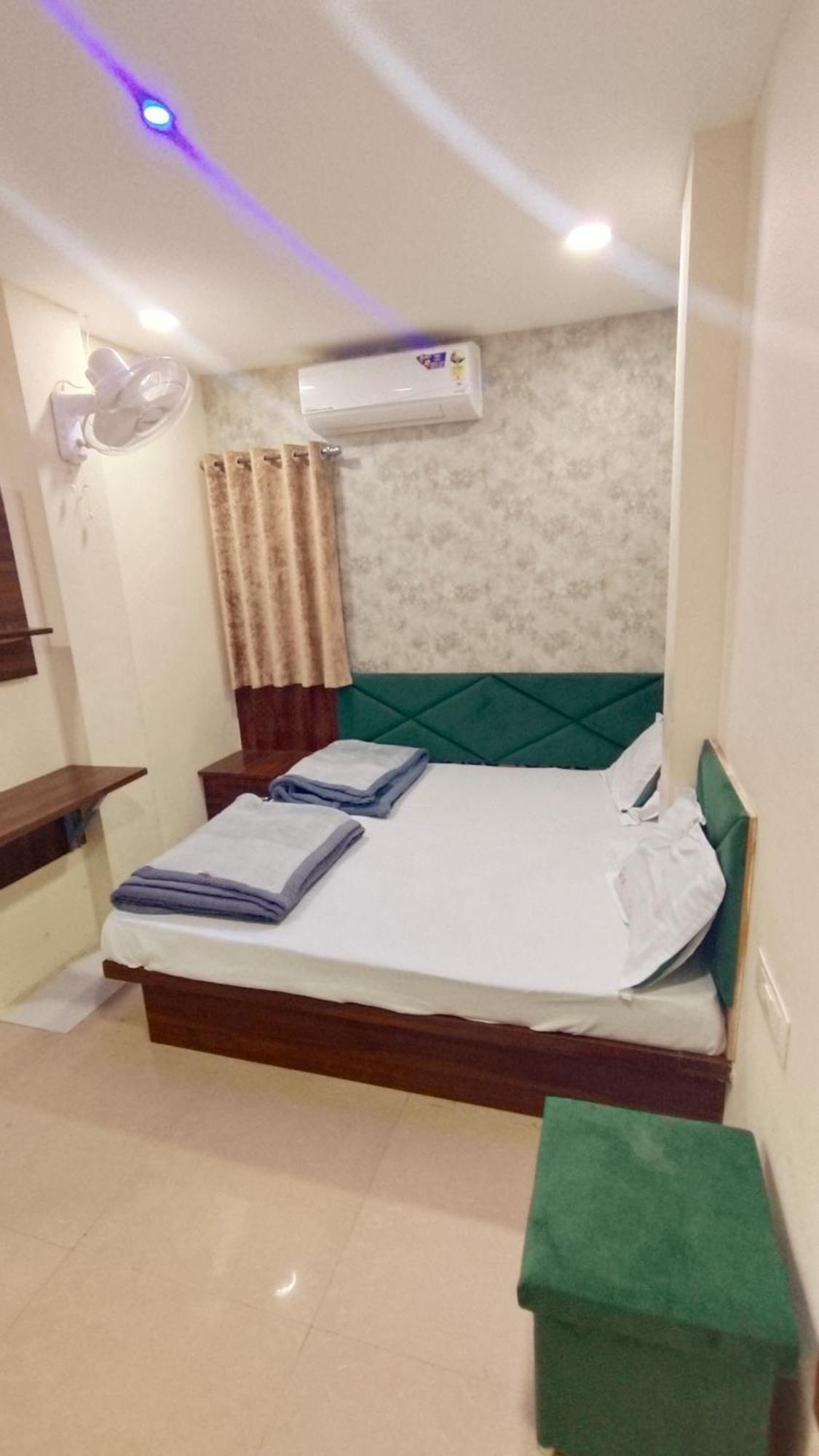 אויאיין Green Leaf Hotel מראה חיצוני תמונה