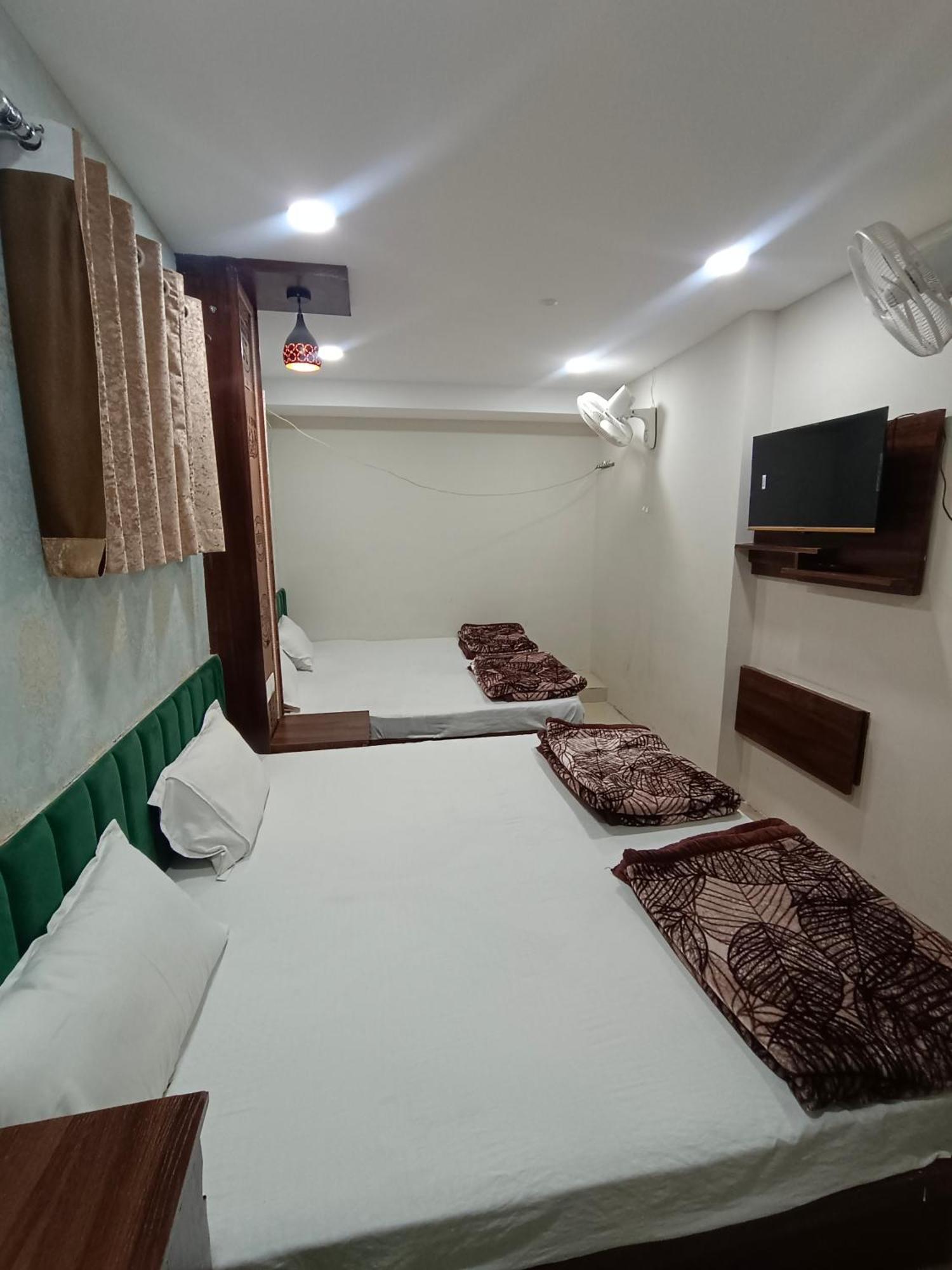 אויאיין Green Leaf Hotel מראה חיצוני תמונה